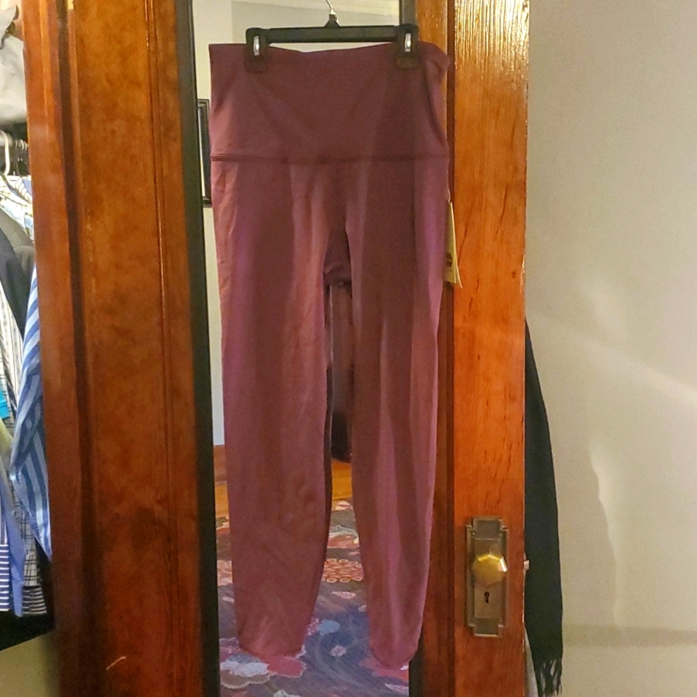 Ultra high rise 7/8 workout leggings new with tags